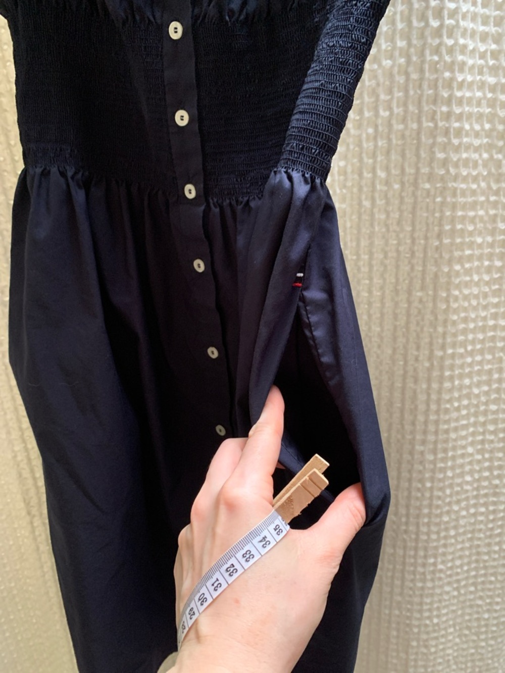 Tommy Hilfiger Navy Short-Sleeve Midi Shirtdress with Smocked Waist Sz 6 - Picture 10 of 10